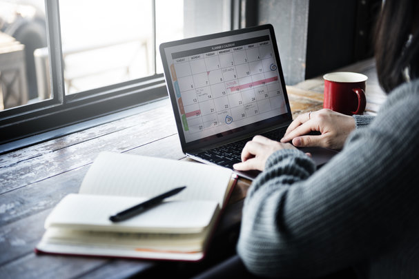 Never on a Sunday! Is there a best day for submitting an article for publication?