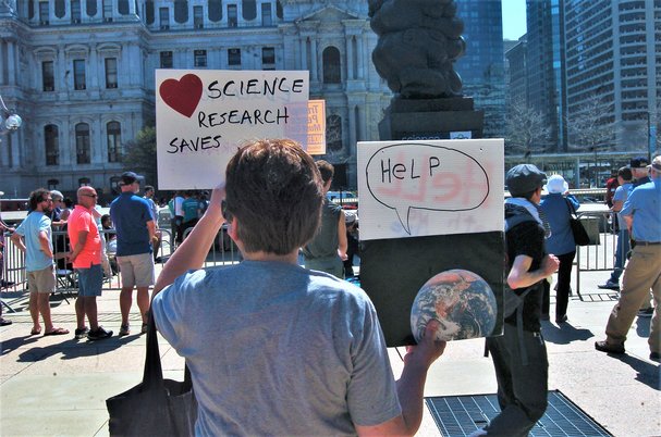 Confidence in scientists is on the rise in the US, Pew survey finds