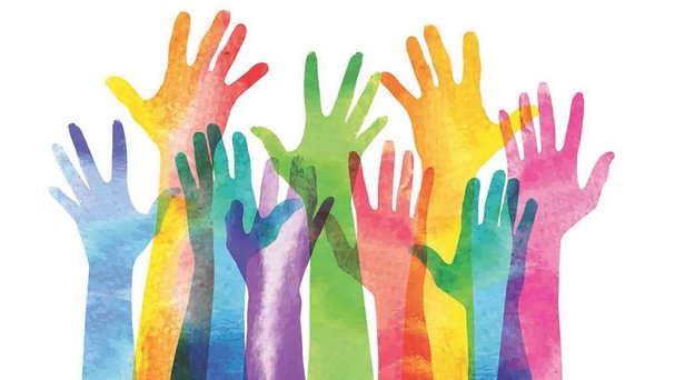 Diversifying peer review by adding junior scientists