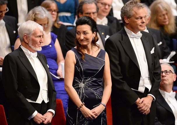 Early career success: Nobel Prize winners are twice as productive from the start
