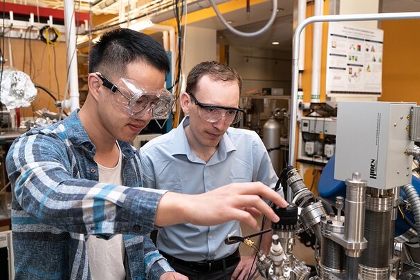 Machines learn to unearth new materials