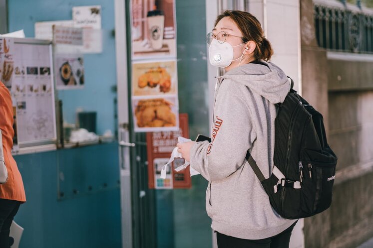 How hundreds of thousands of volunteers are using their skills to boost coronavirus research
