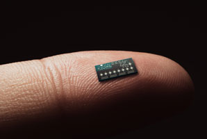 Mini diode made from a single molecule