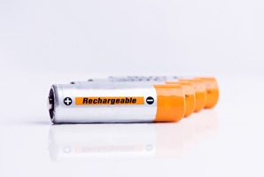 Refreshing rechargeable batteries with aluminium and urea