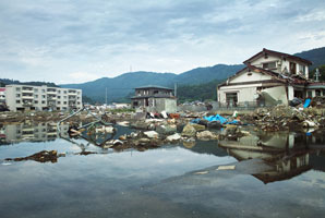 Predicting the risk of tsunami from seafloor geology