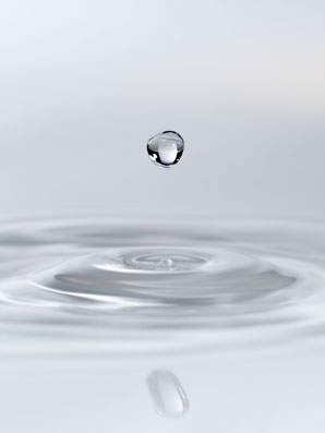 Levitating liquid reaction vessels