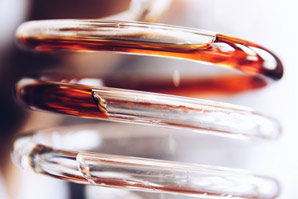 Nanolayer between polymer-containing liquid and pipe visualized for first time