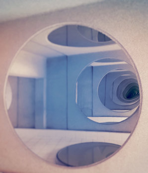 Mirror force conflicts with quantum assumption
