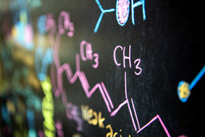 Luminescence properties of gold complexes explored