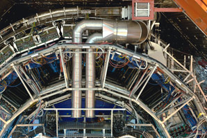 Watching water heat up at ultrahigh time scales